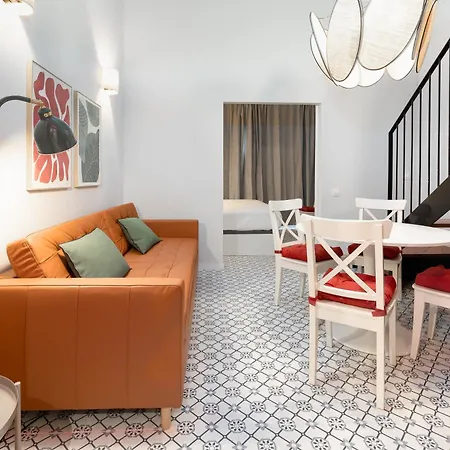 The Little Village * Valencia