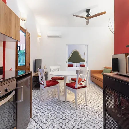 The Little Village Apartamento *
