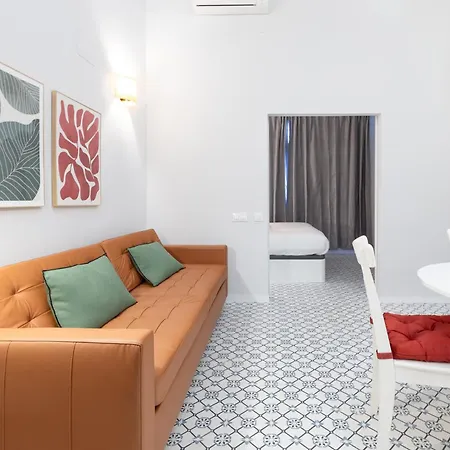 Appartamento The Little Village Valenza