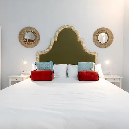 The Little Village Apartment *